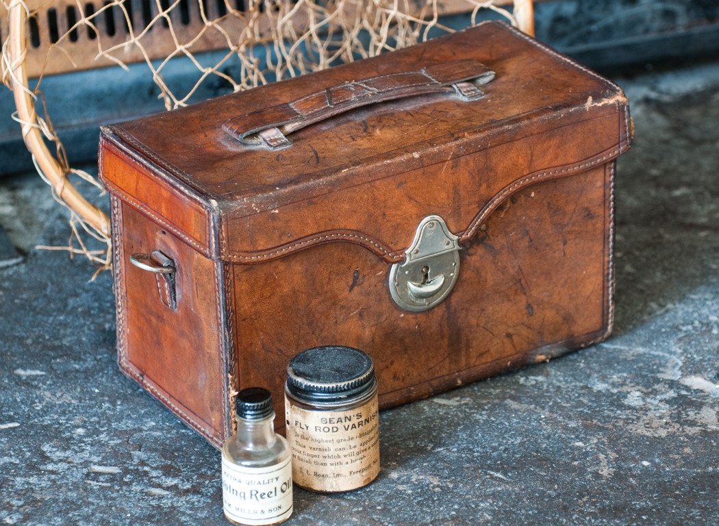 Abercrombie & Fitch Leather Salmon Fly Case 