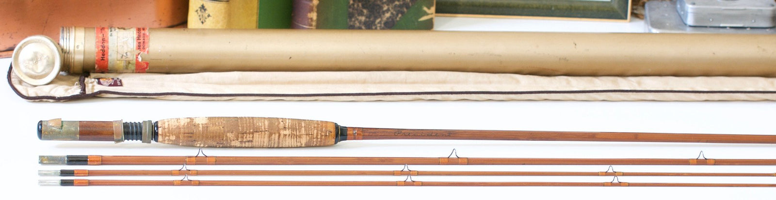 Heddon #50 Deluxe President 8'6" - 5wt 3/2 Bamboo Fly Rod - handle grip and reel seat detail