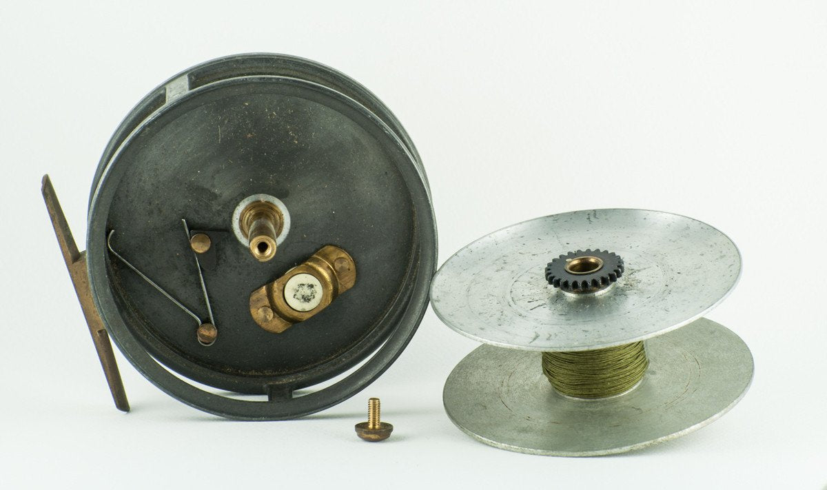 JW Young 4 1/4" Salmon/Steelhead Fly Reel - Preedy Patent 