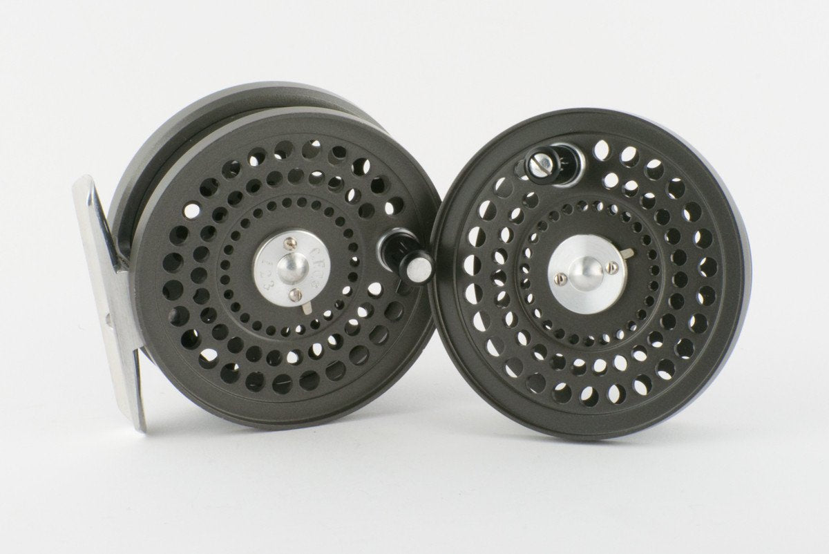 Orvis CFO 123 fly reel and spare spool