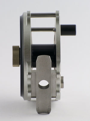 Leonard, H.L. - "Volstro" Raised Pillar Fly Reel
