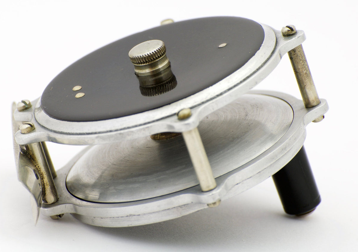 Leonard Mills Model 50 Raised Pillar Fly Reel
