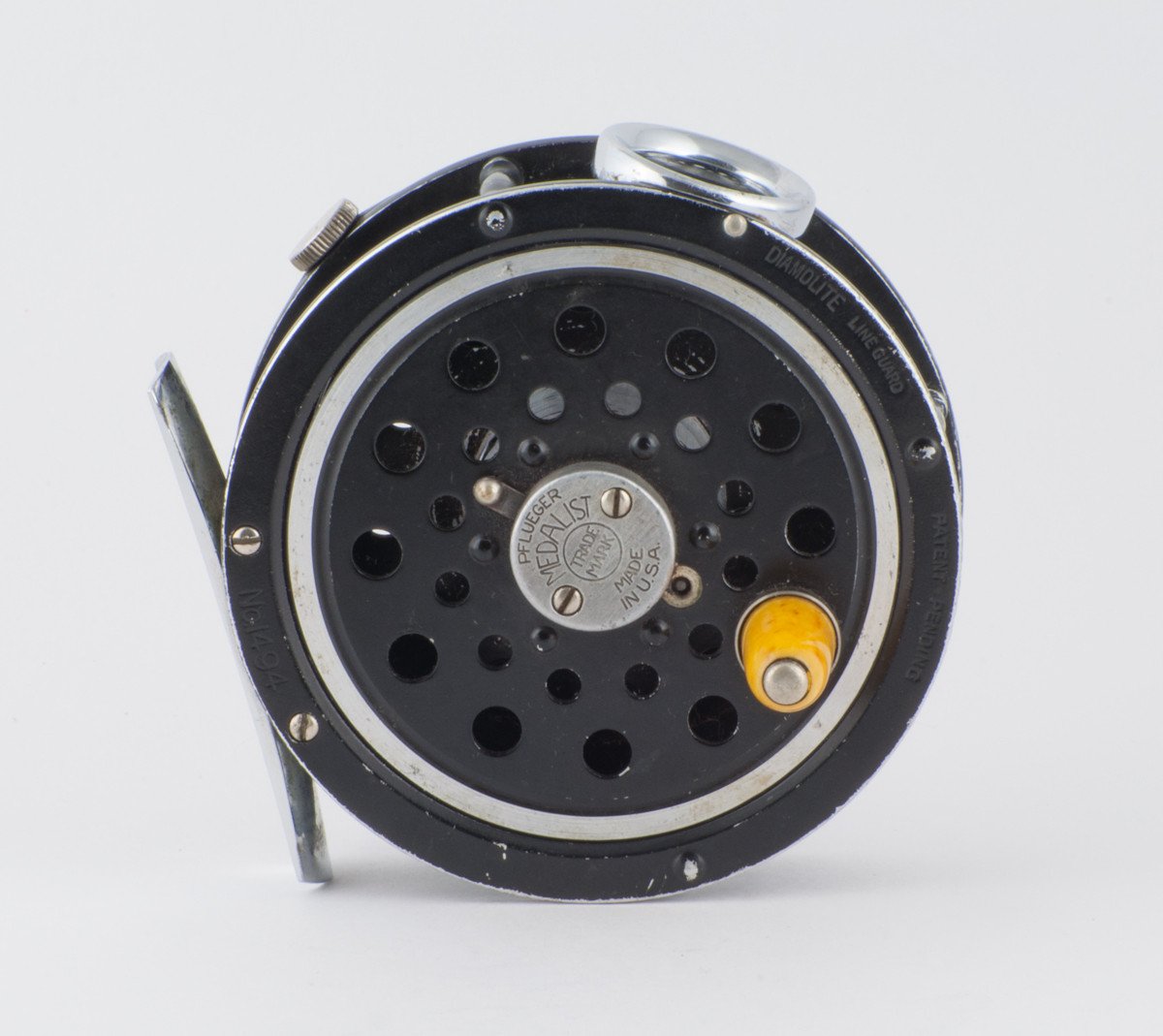 Pflueger Medalist 1494