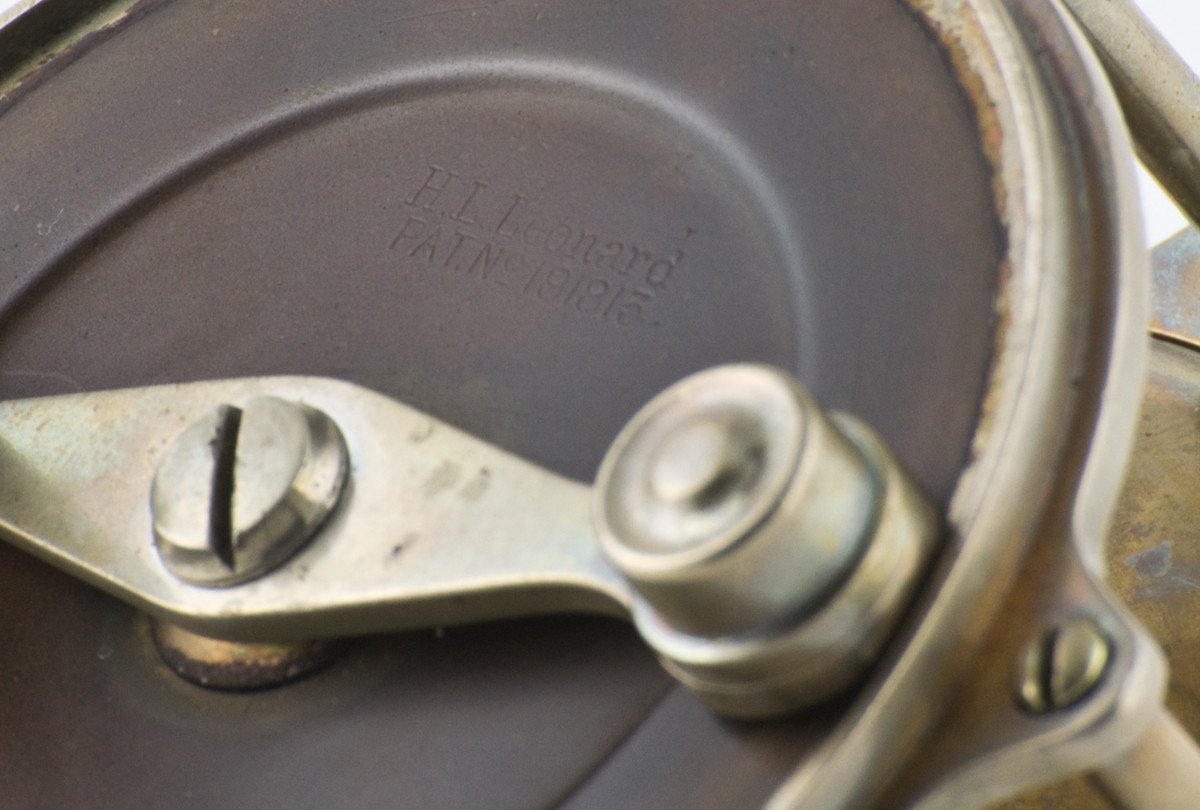 Julius Vom Hofe -- 3" Raised Pillar Fly Reel