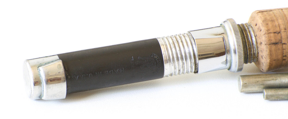 Pflueger "King Bee"  9'6" 7wt 3/2 Bamboo Rod 