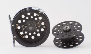 Pflueger Medalist 1492 with box