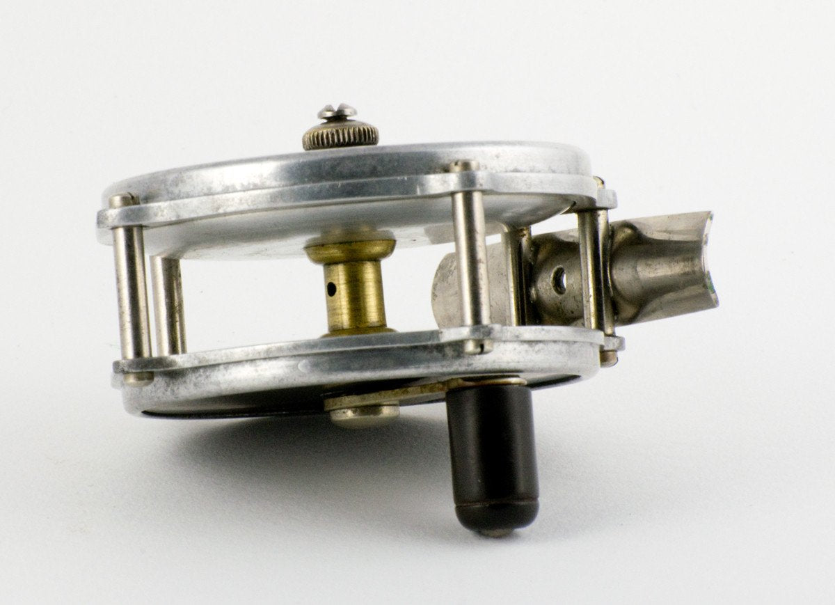 Julius Vom Hofe -- Leonard Mills 3" Raised Pillar Fly Reel