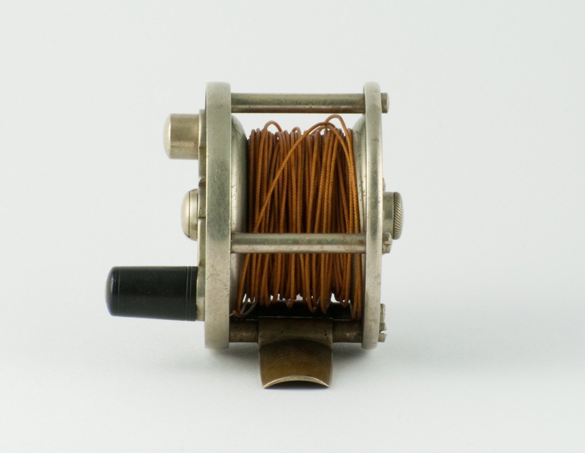 Montague / US Net & Twine nickel silver fly reel - size 60yd