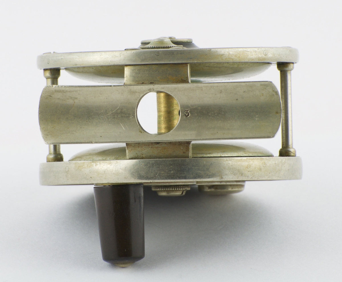 Edward Vom Hofe Model 355 Peerless Fly Reel - size 3