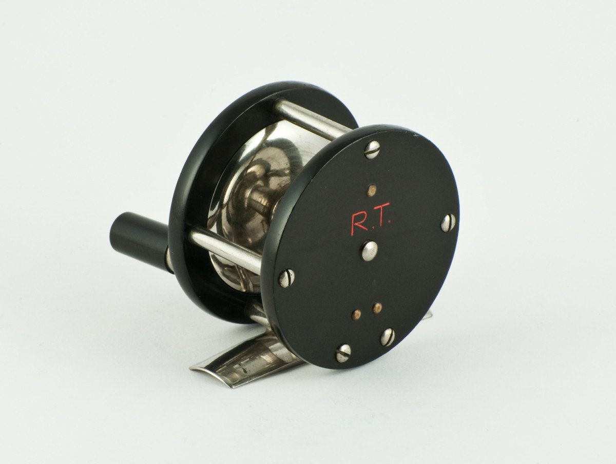 Julius Vom Hofe / Dame Stoddard - Hard Rubber Fly Reel - Size 4