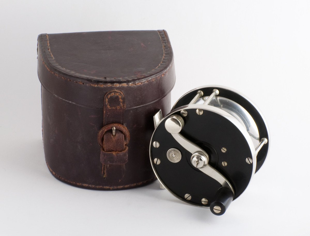 Edward Vom Hofe Model 423 Restigouche 2/0 Fly Reel