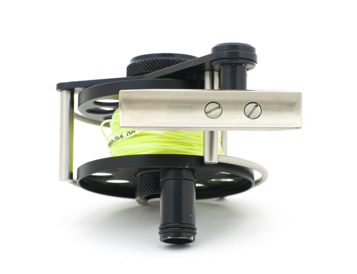 Ari 't Hart Ari I Fly Reel