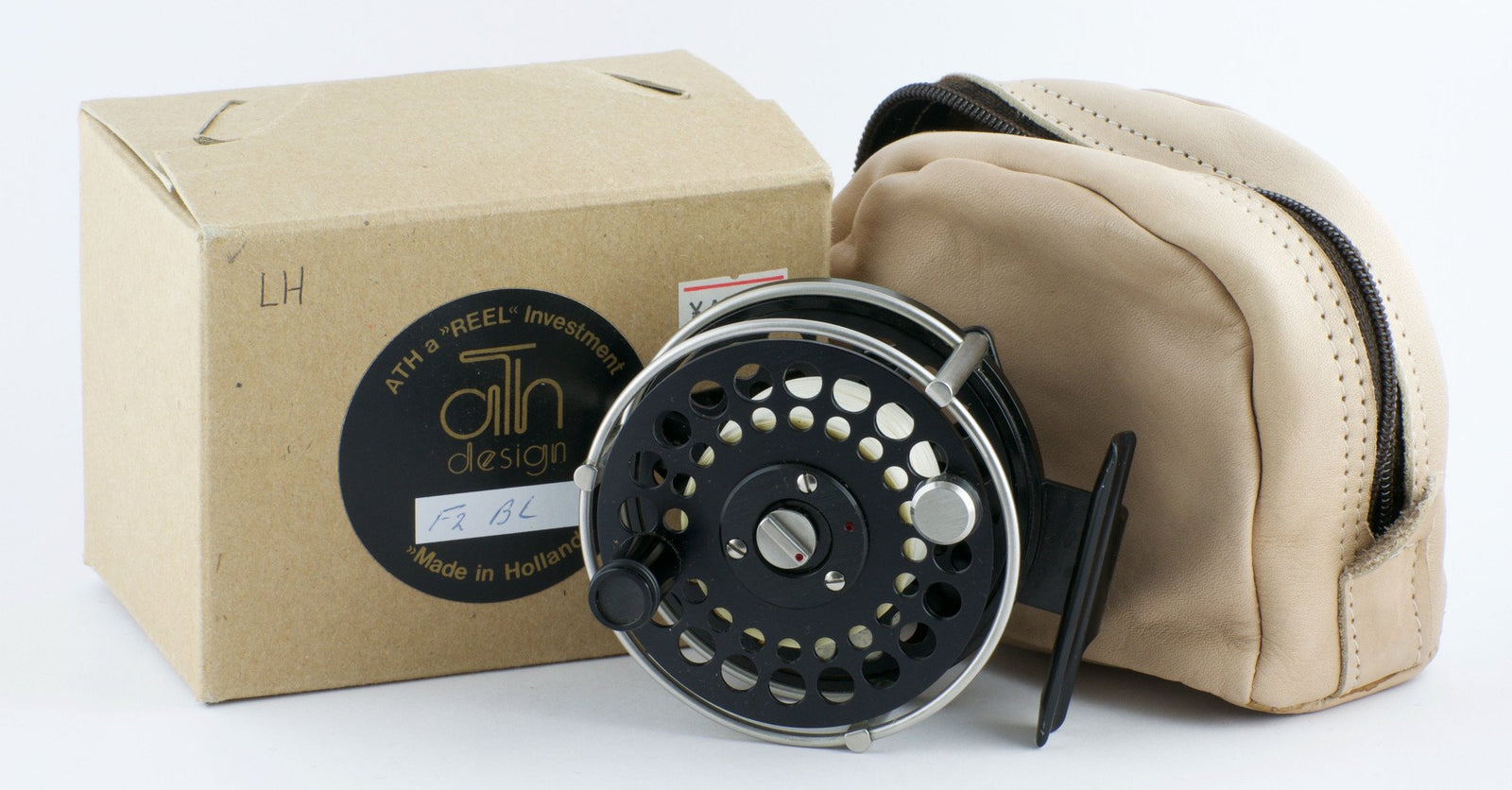 Ari 't Hart F2 Rio Orbigo fly reel in box