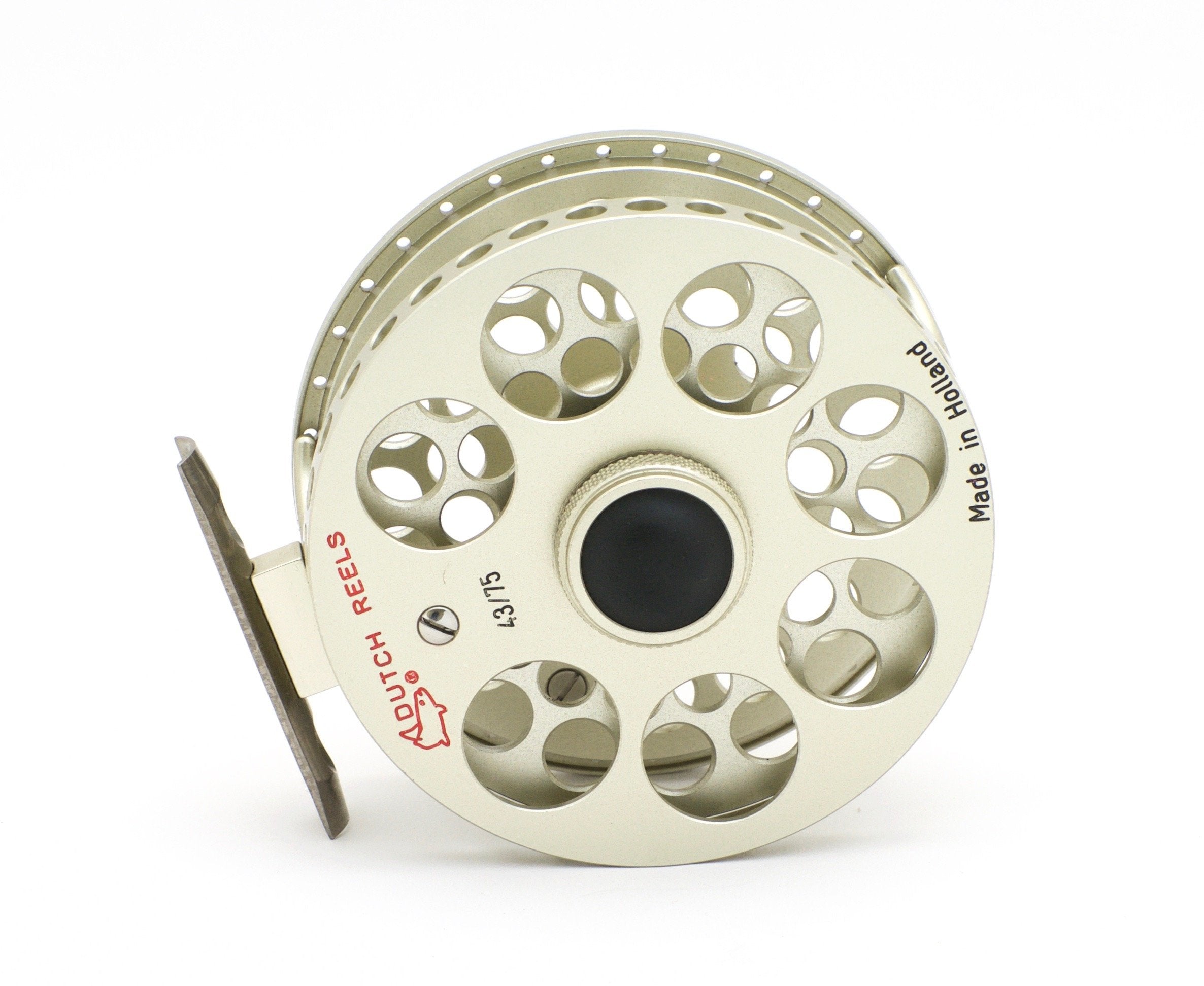 dutch reels la4 fly reel Ari 't Hart / - Dutch II What you will need is a lightweight reel designed with the smaller capacity and perfect drag for those very special angling situations 2H-LA Fly Reel (2/3wt)