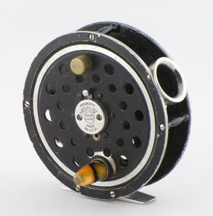 Pflueger Medalist 1495