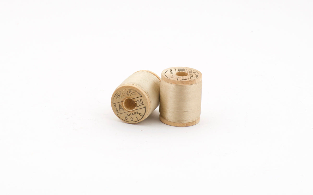 Belding Corticelli - Silk Winding Thread #5010 (Beige)