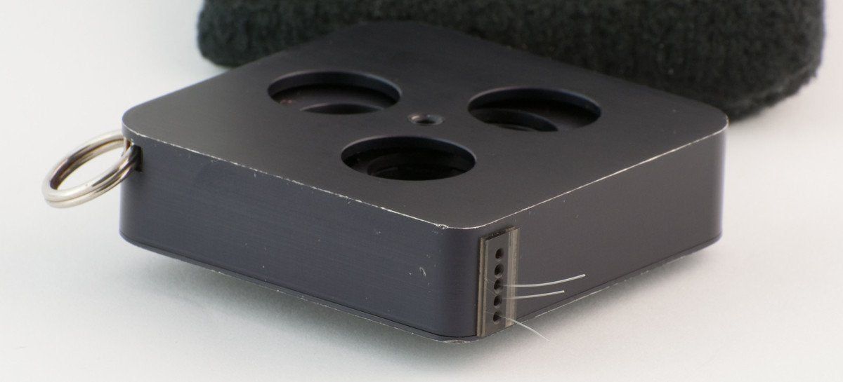 Ari 't Hart Tippet Dispenser - Square