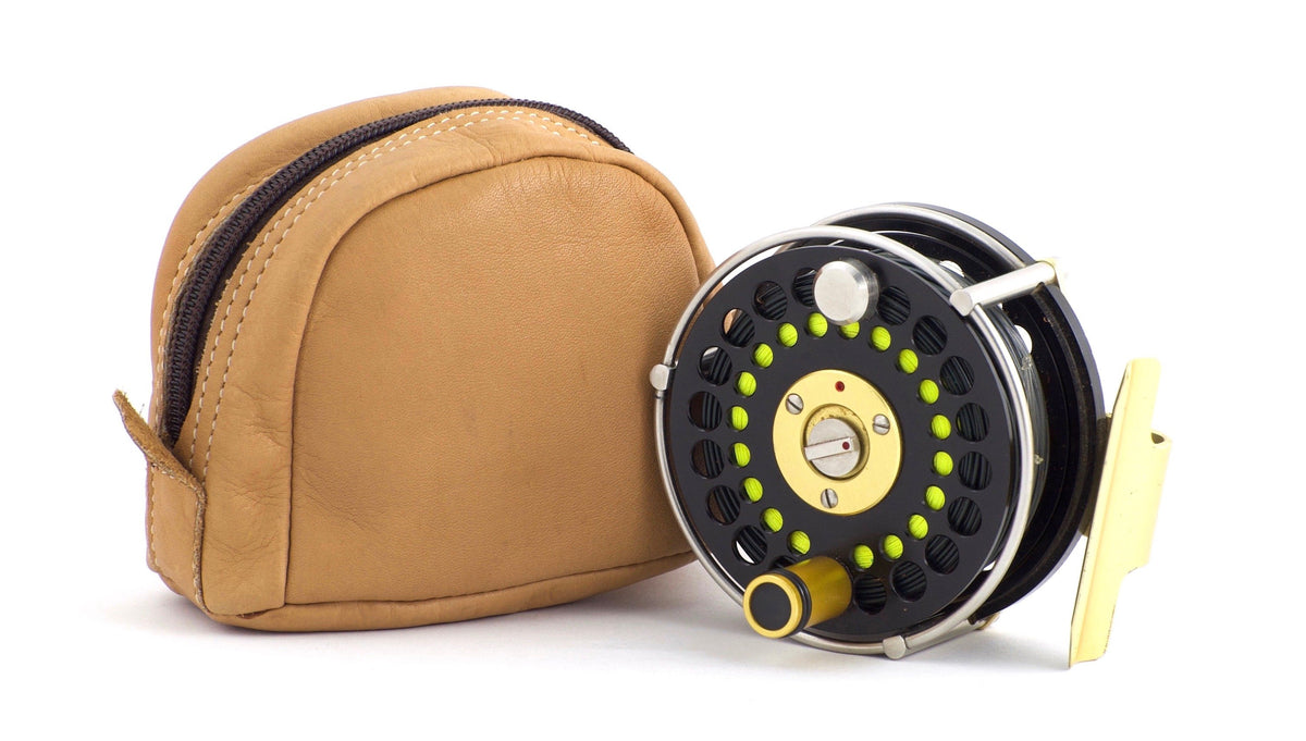 Ari 't Hart - F2 Rio Orbigo fly reel and spare spool