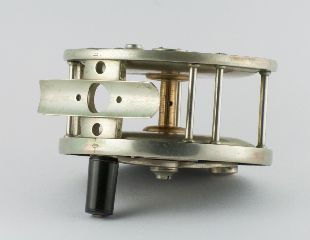 Edward Vom Hofe Model 423 Early 5/0 Size Fly Reel