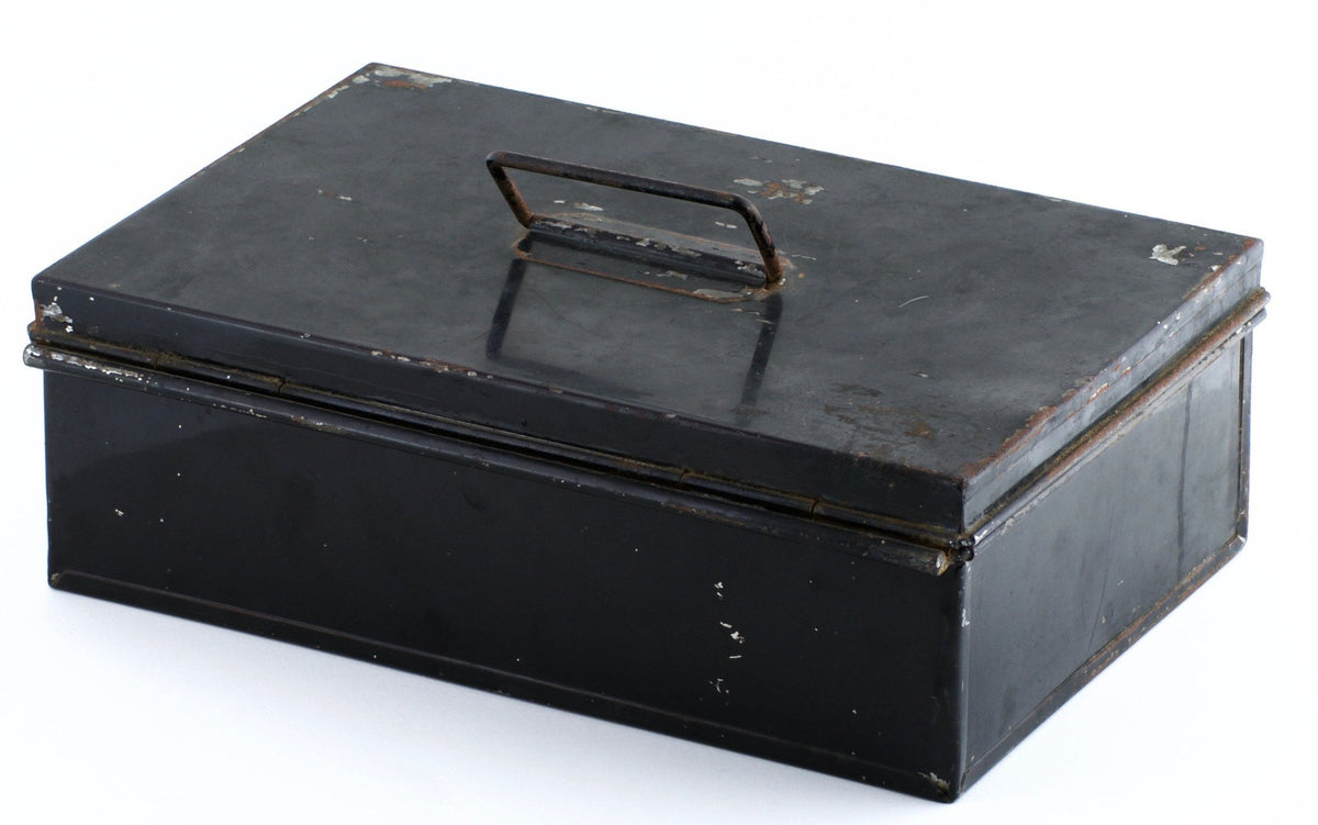 Japanned Salmon Fly Reservoir - stuffed with fine salmon flies