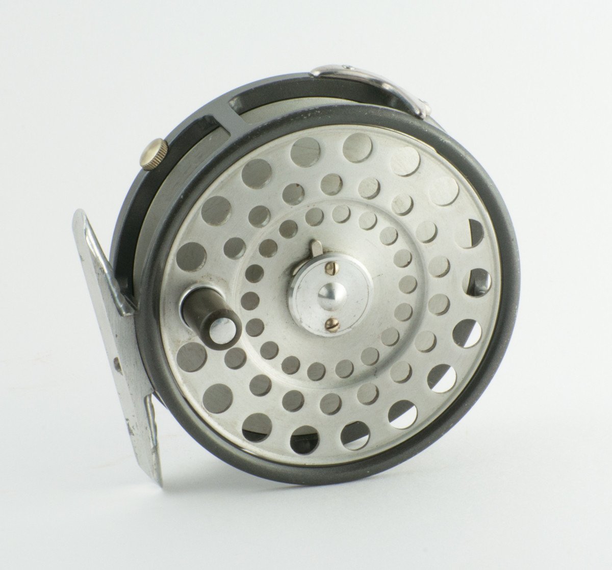 Hardy LRH Lightweight fly reel w/half-ribbed foot