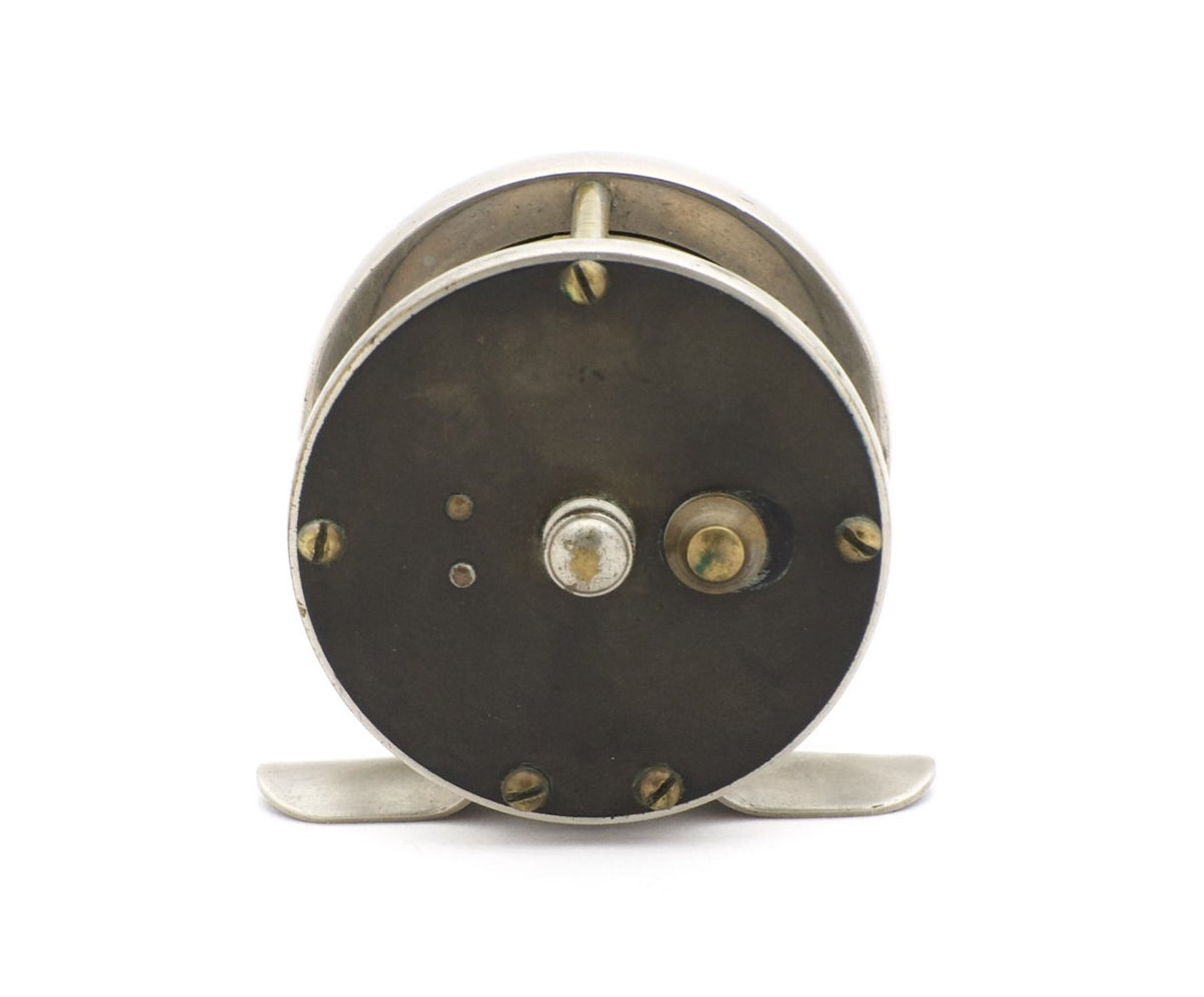 4 Brothers / Pflueger Delite 40 yd. Fly Reel