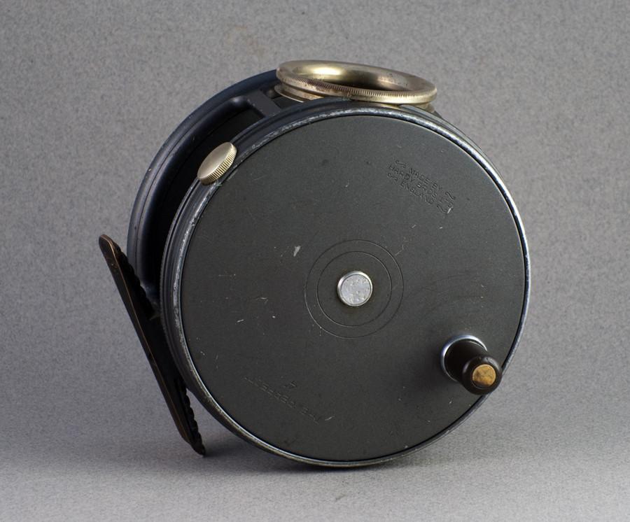 4 line fly reel Hardy Perfect Fly Reel 4" w/line guard