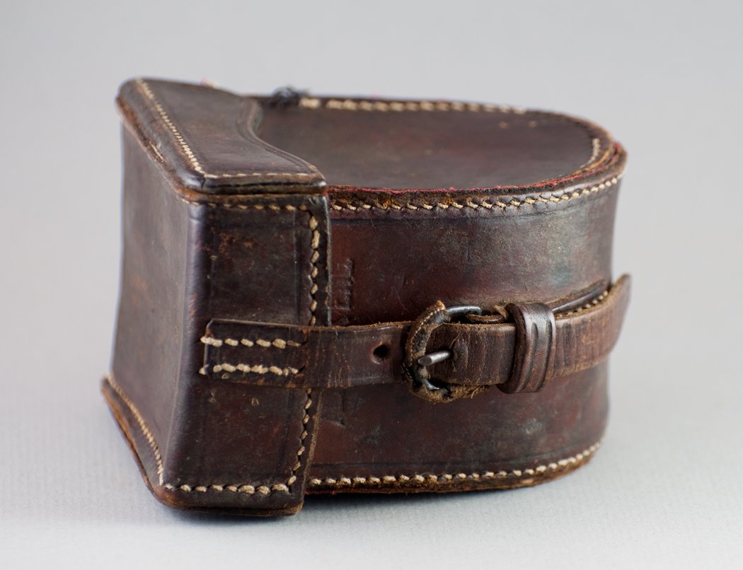 Hardy D-Block Leather Reel Case