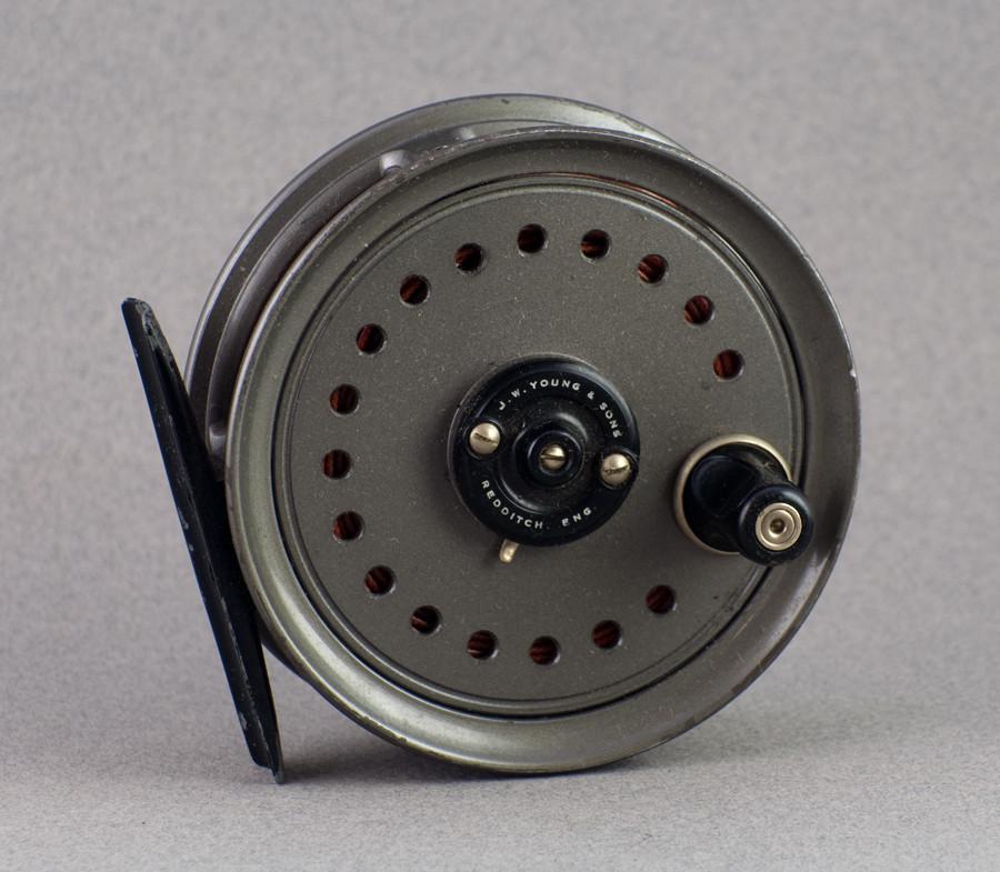 JW Young Beaudex 3 1/4 Fly Reel
