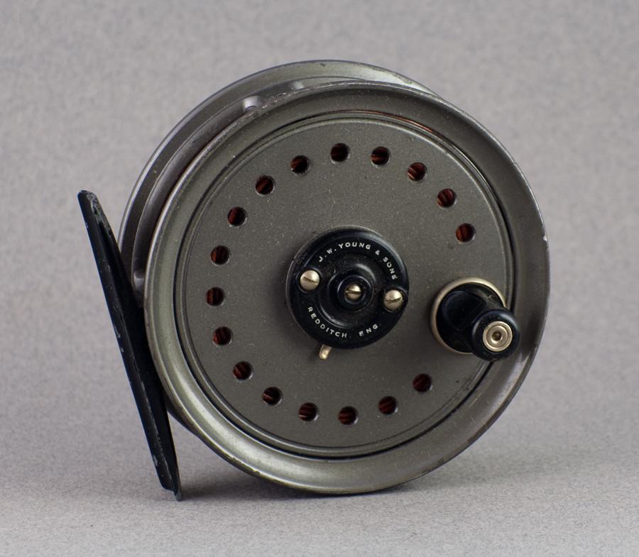 JW Young Beaudex 3 1/4" Fly Reel