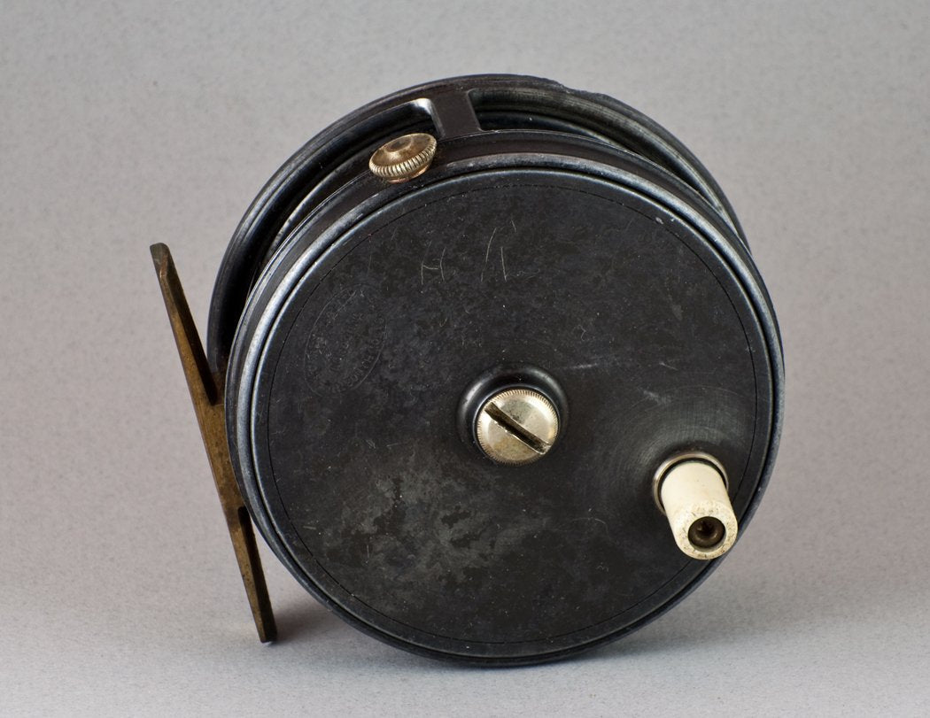 JW Young 3 1/2" Fly Reel 