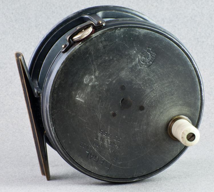 Farlow 3 1/2" Regal reel w/leather case 