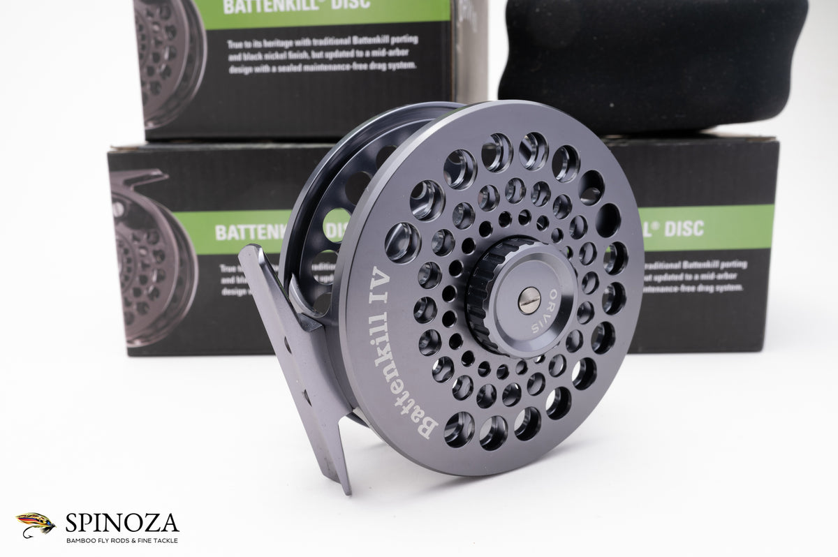 Orvis Battenkill Disc Drag Reel w/two spare spools