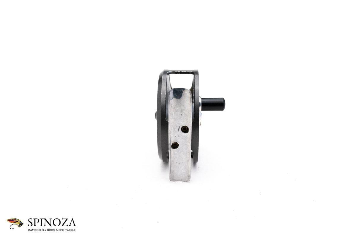 Hardy Flyweight Silent Check