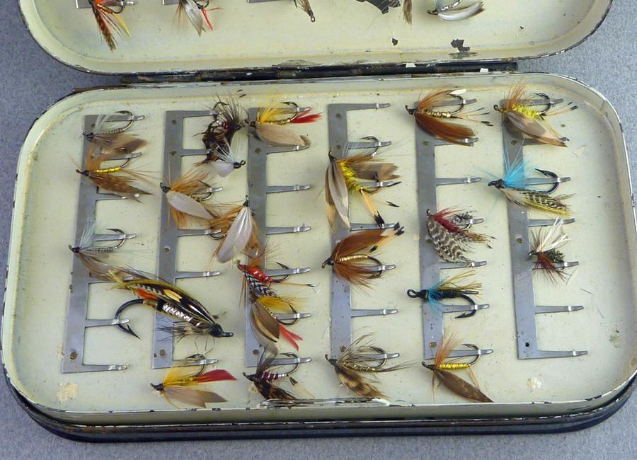 Malloch Japanned Fly Box (clips) - with wet flies 