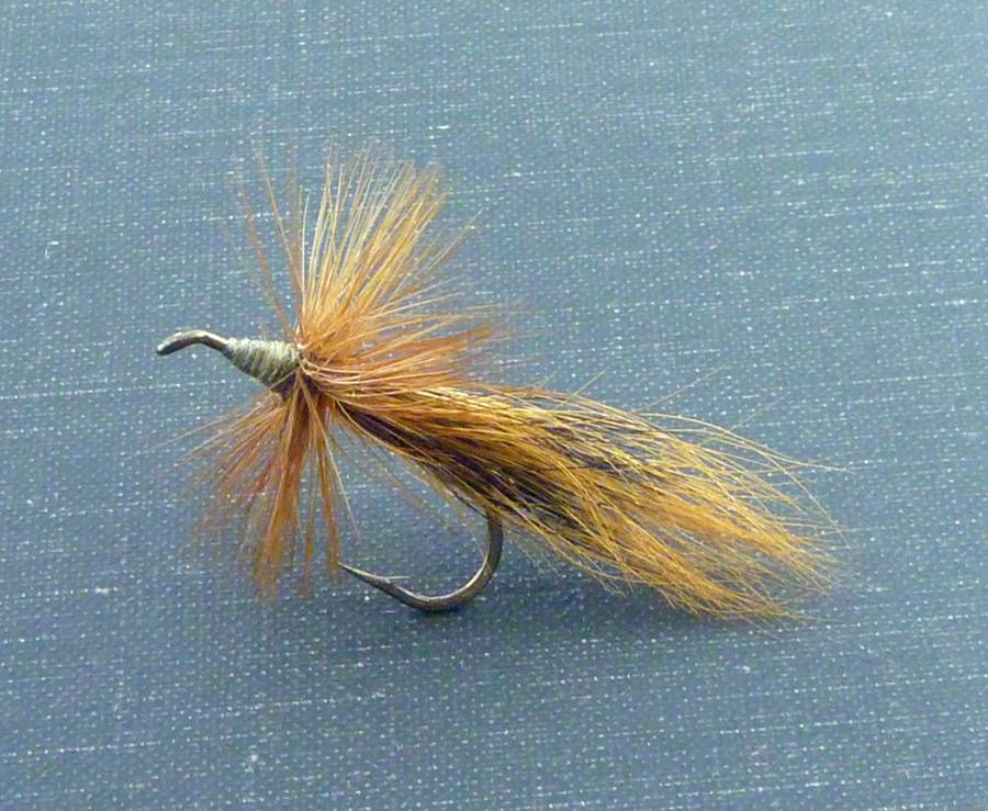 Perrine #97 Streamer Fly Box - with 72 flies