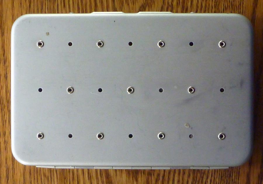 Orvis Salmon/Streamer Fly Box (magnets) with 26 flies 