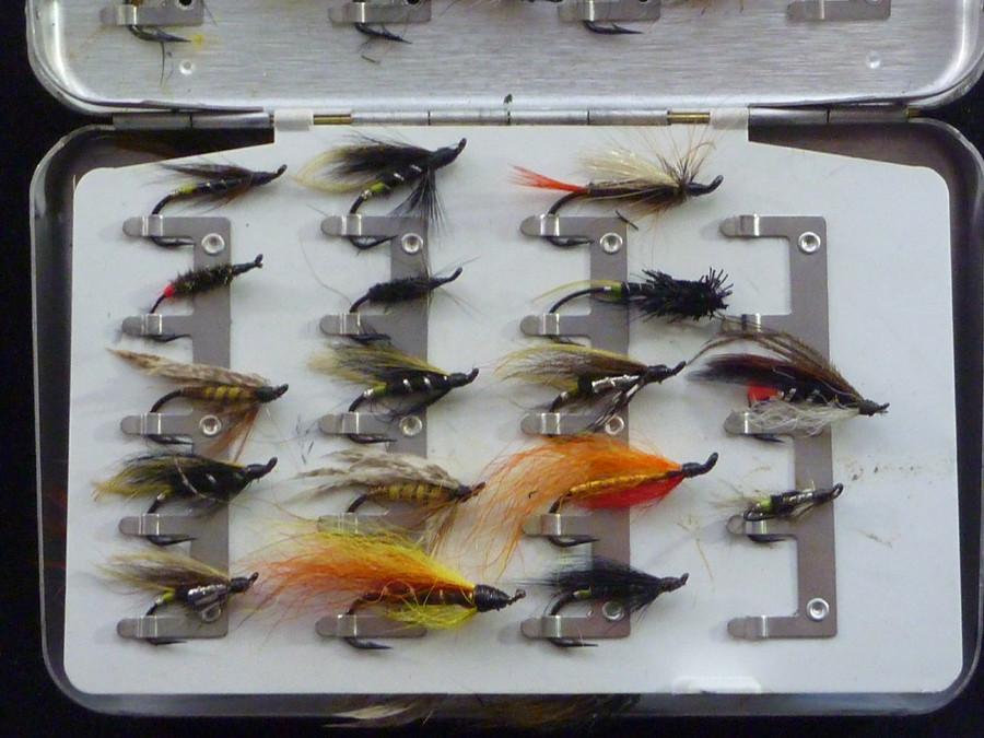 Perrine Salmon Fly Box (clips) with 58 flies