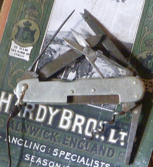 Hardy's Anglers Knife No. 4 