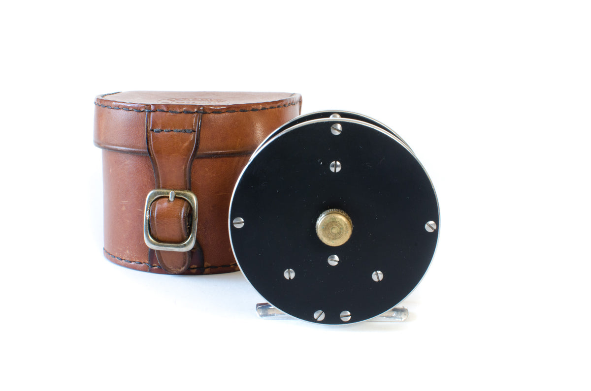 Saracione Deluxe 3" Trout Reel - RHW