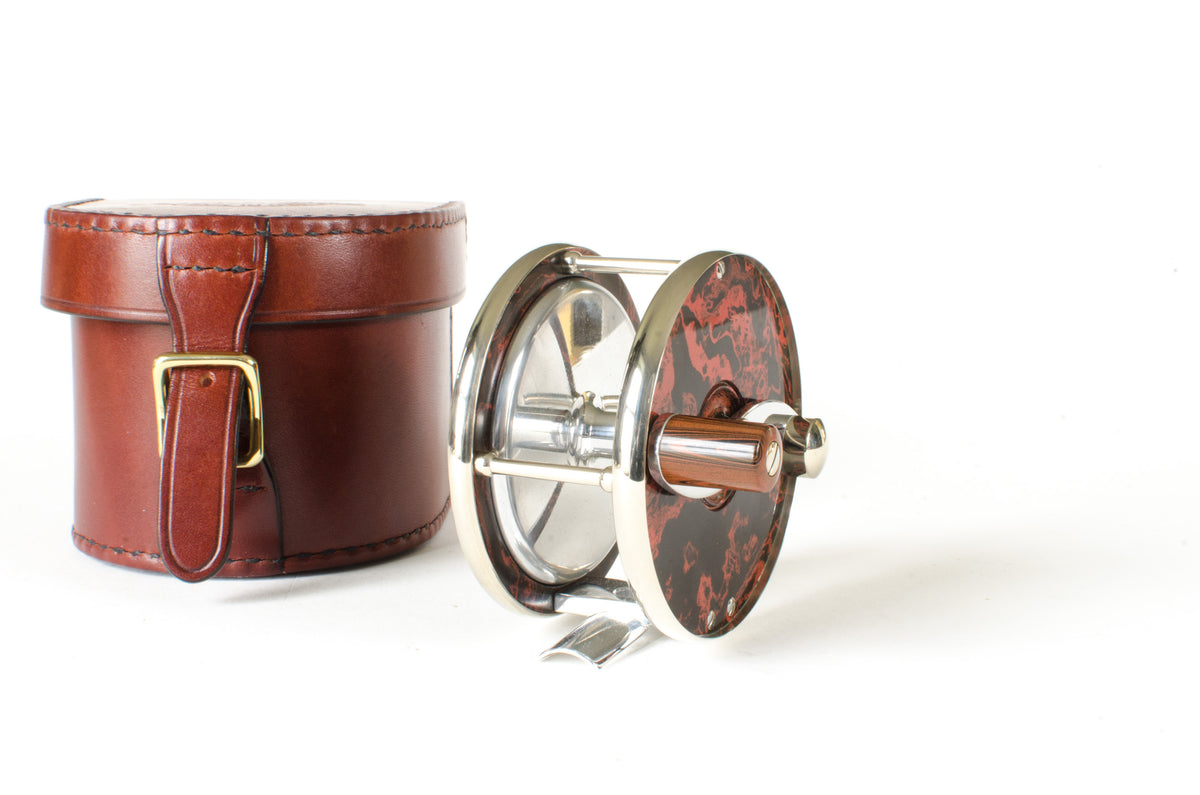 Saracione Deluxe II Marbleized Trout Reel