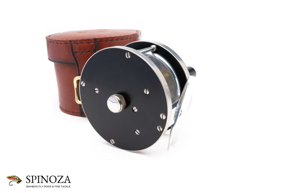 Saracione Deluxe Trout Reel