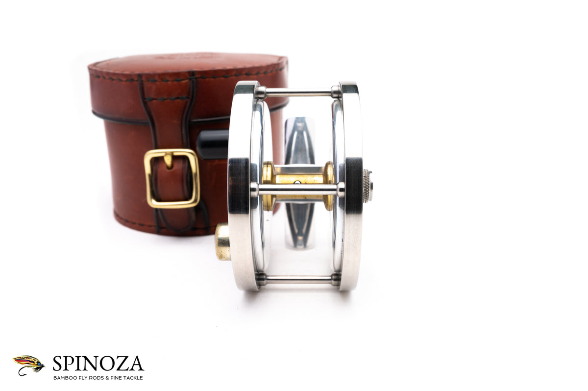 Saracione Deluxe Trout Reel