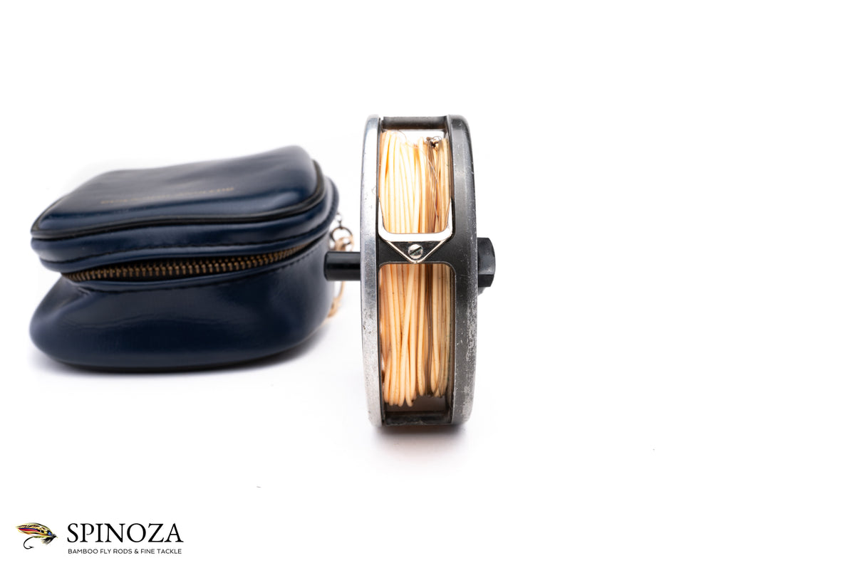 Scientific Anglers System 7 Reel