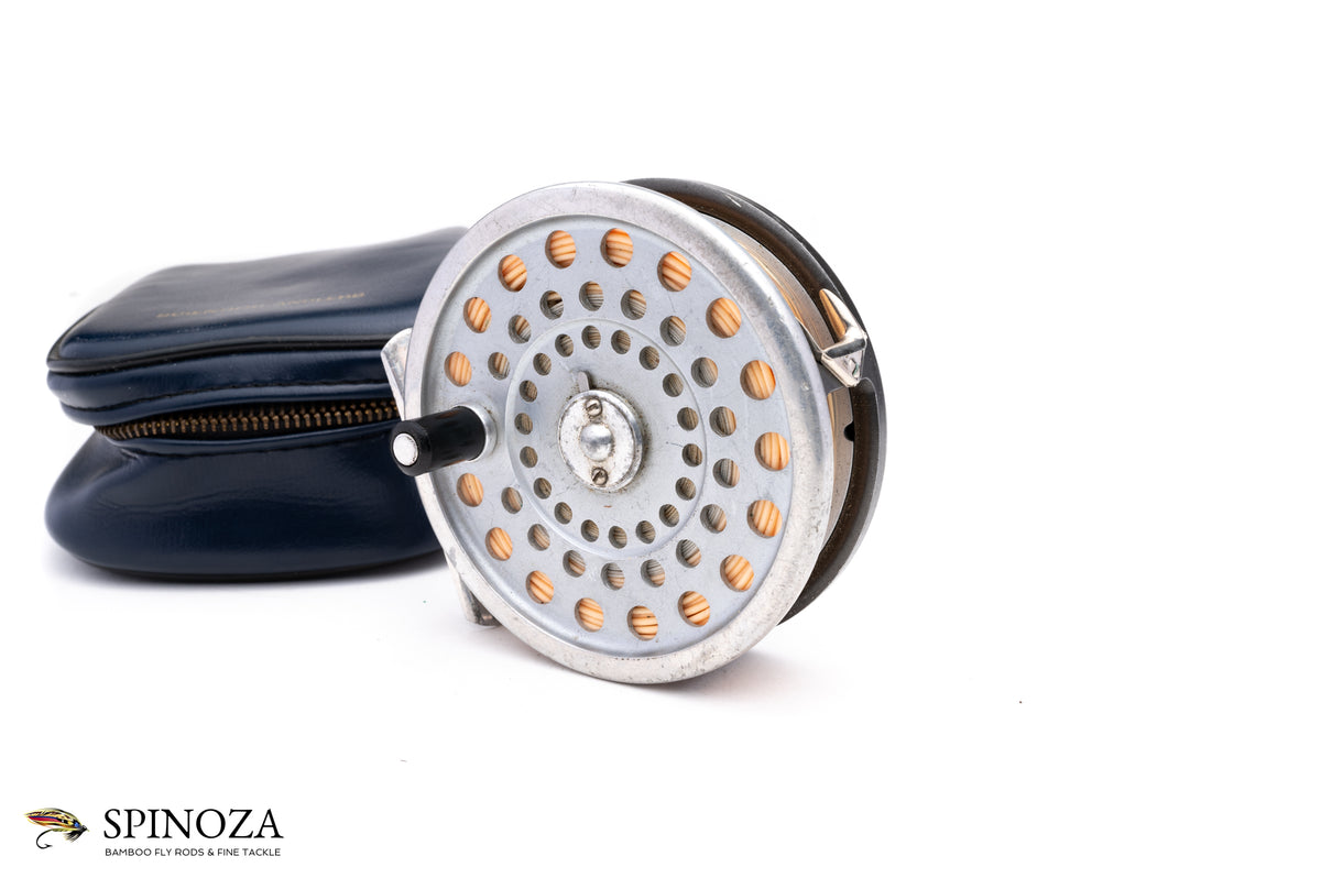 Scientific Anglers System 7 Reel