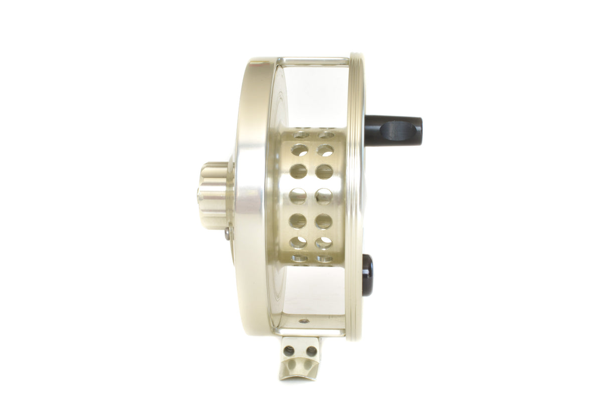 Tibor Riptide 4" Reel