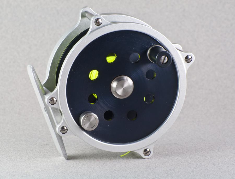 Leonard, H.L. - "Volstro" Raised Pillar Fly Reel