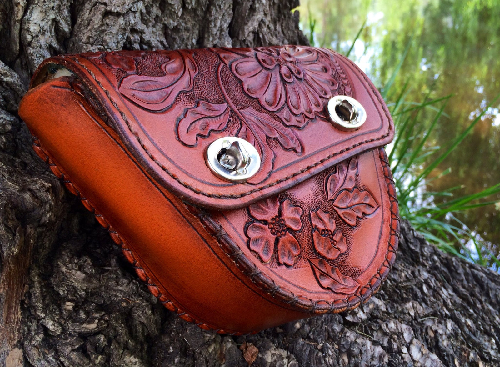 Annie Margarita Leather Reel Case - "Wild Rose"
