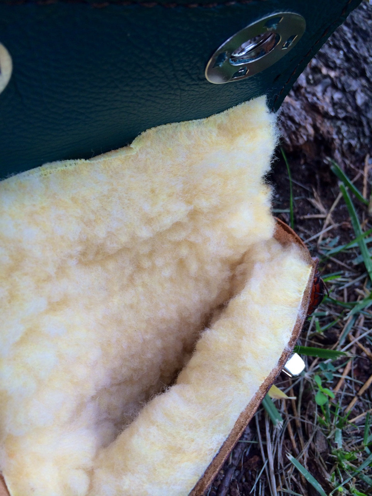 Annie Margarita Leather Reel Case - "Wild Rose"