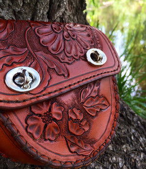 Annie Margarita Leather Reel Case - "Wild Rose" 